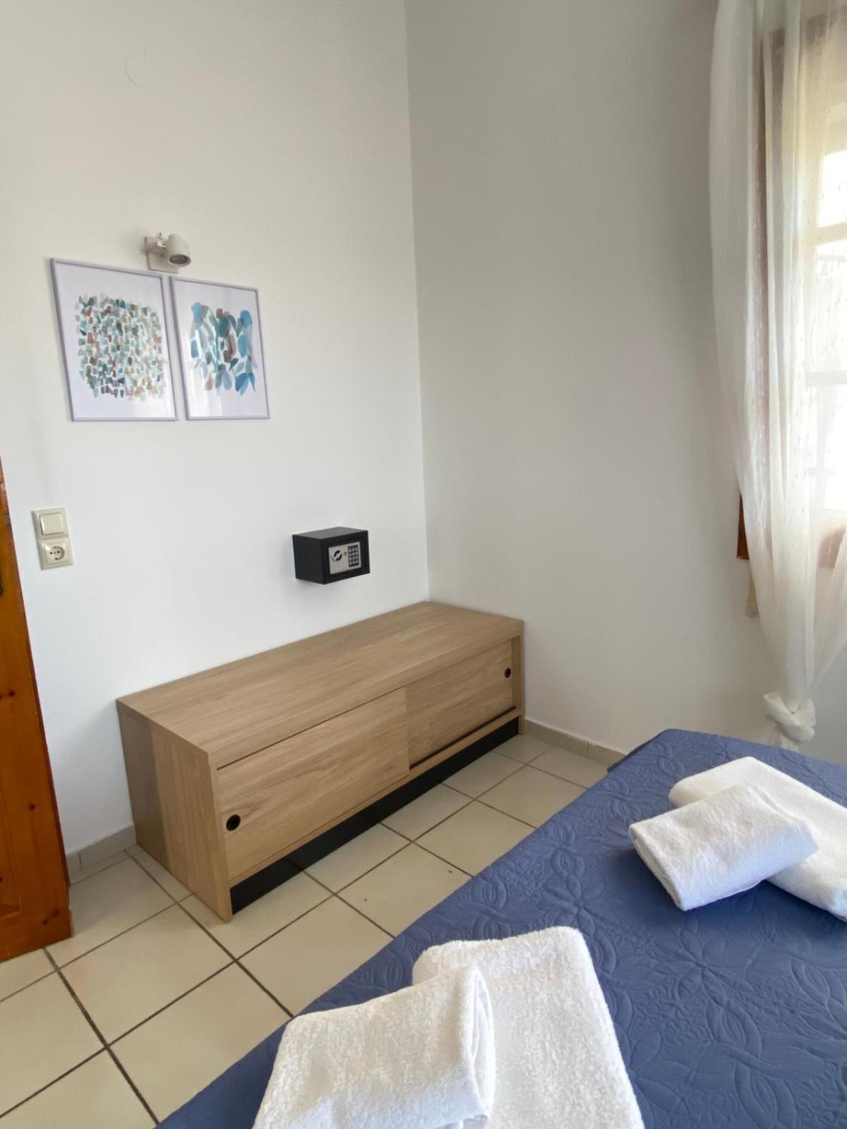 Evita Bay Agia Pelagia Heraklion Room photo
