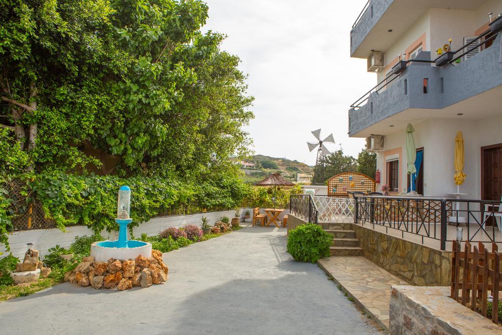 Evita Bay Agia Pelagia Heraklion Exterior photo